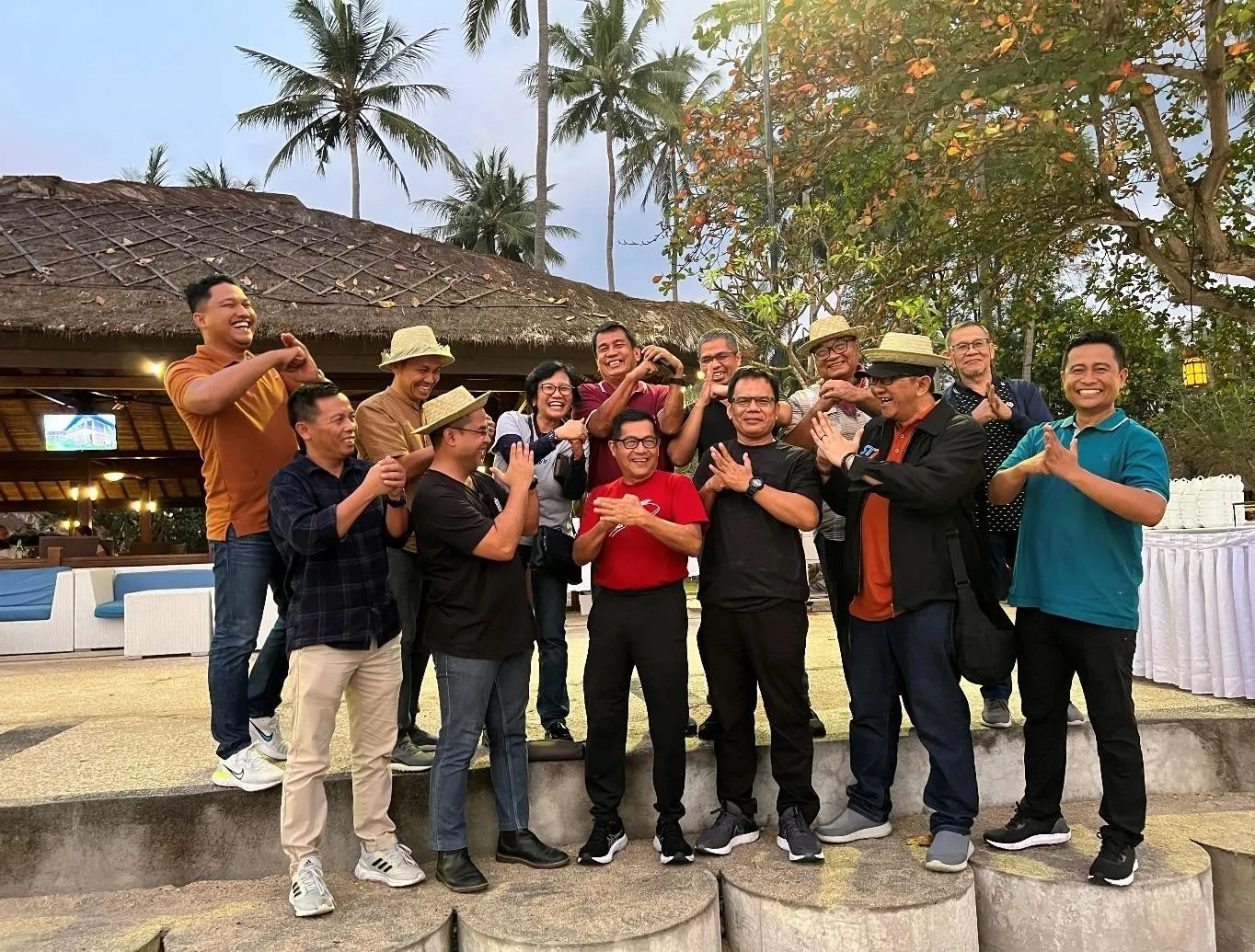 Skretting Luncurkan Elevia Bersama Pembenih Udang di MotoGP Mandalika