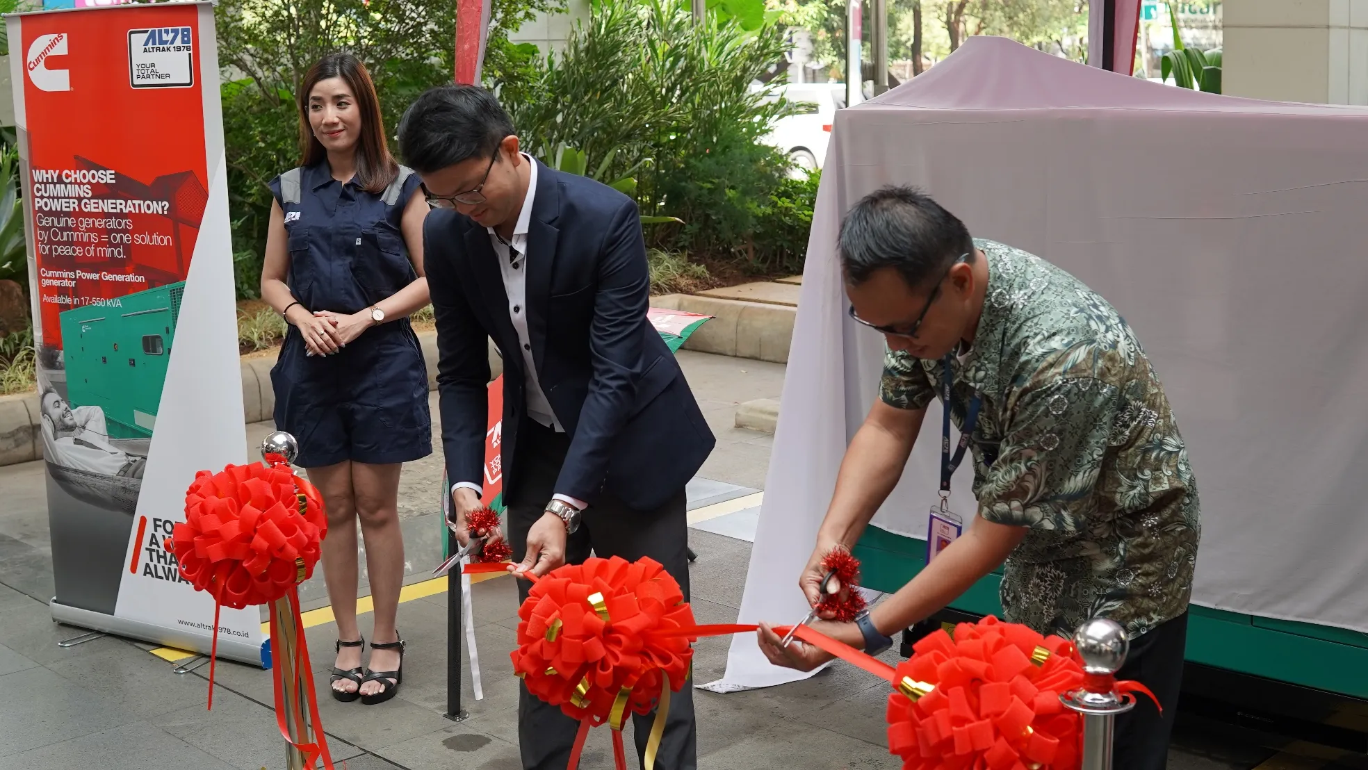 PT Altrak 1978 Selenggarakan Seminar The Power of One dan Peluncuran produk I-Ranges Cummins Power Generation
