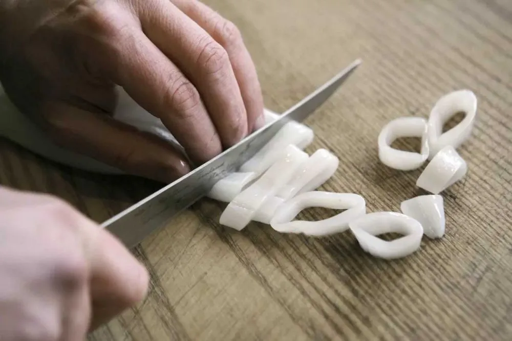 Resep Cumi Kecap Pedas untuk Makan Malam, Lezatnya Bikin Merem Melek!