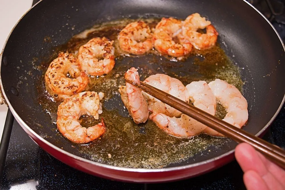 10 Cara Memasak Udang Agar Makin Nikmat dan Dagingnya Lembut