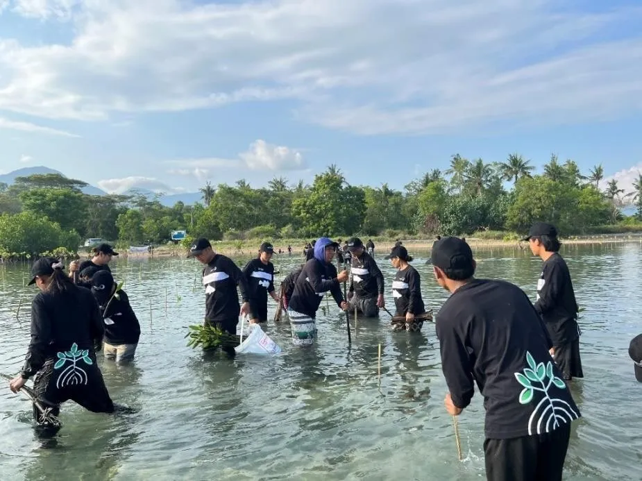 Konservasi Bakau untuk Keberlanjutan Budidaya Barramundi oleh Skretting Indonesia dan PT Phillips Seafoods Indonesia