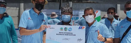 Wujudkan Budidaya Berkelanjutan, STP Gelar Beach Clean Up  di Pantai Warudoyong, Banyuwangi