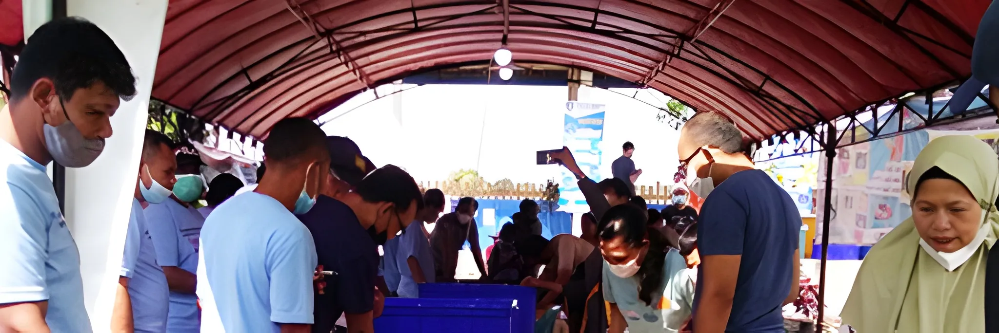 Bisnis Koi di Kaki Gunung Lawu